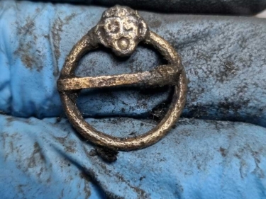 gesp tijdens schoonmaken